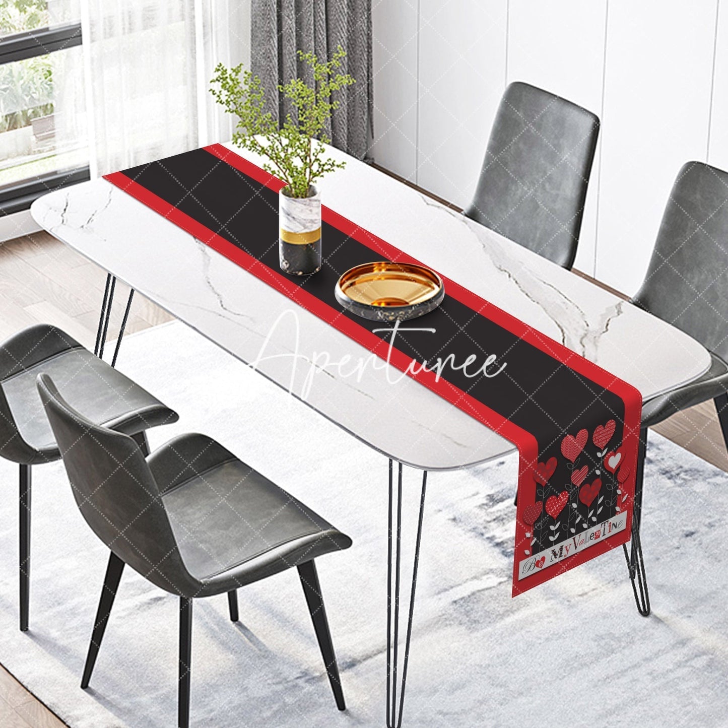 Aperturee Black Red Heart Balloon Be My Valentine Table Runner
