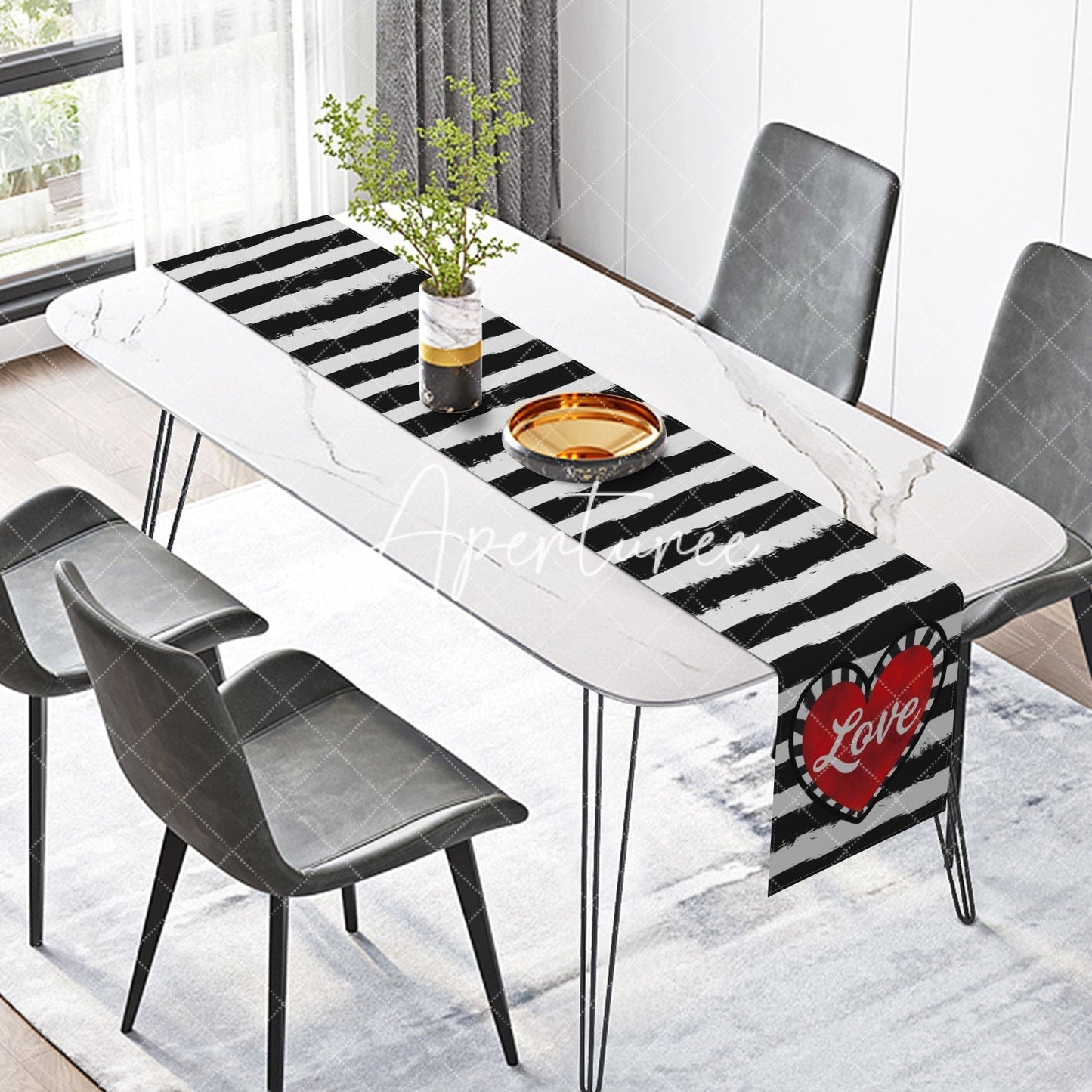 Aperturee Stripe Red Love Heart Valentines Day Table Runner